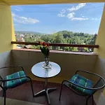 Maxovo Kralovstvi * Rovensko pod Troskami