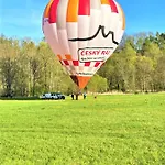 Maxovo Kralovstvi * Rovensko pod Troskami