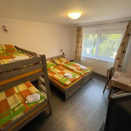Maxovo Kralovstvi Homestay *