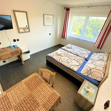 Maxovo Království Quarto em Acomodações Particulares *