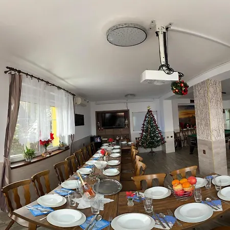 Maxovo Kralovstvi Homestay *