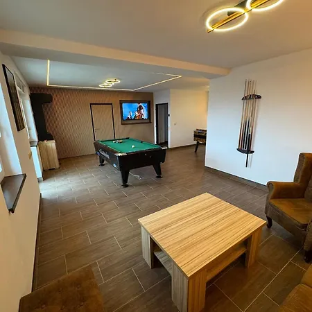 Homestay Maxovo Kralovstvi Rovensko pod Troskami