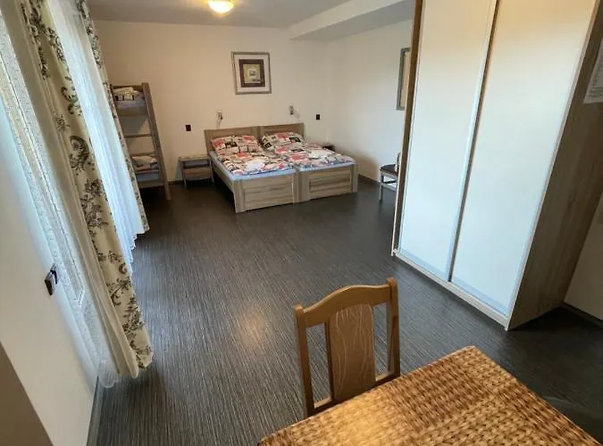Homestay szállás Maxovo Kralovstvi Rovensko pod Troskami